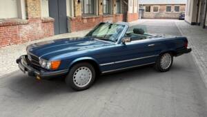 Image 2/88 of Mercedes-Benz 380 SL (1984)