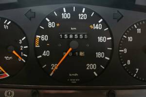 Bild 24/49 von Mercedes-Benz 250 lang (1985)