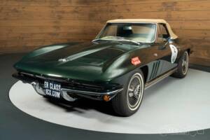 Immagine 15/19 di Chevrolet Corvette Sting Ray Convertible (1965)