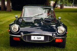 Bild 5/8 von Jaguar E-Type V12 (2+2) (1972)