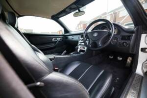 Afbeelding 3/50 van Mercedes-Benz SLK 230 Kompressor (2000)