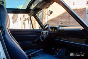 Immagine 9/13 di Porsche 911 Targa (1996)