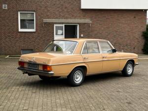 Imagen 13/81 de Mercedes-Benz 240 D 3,0 (1976)