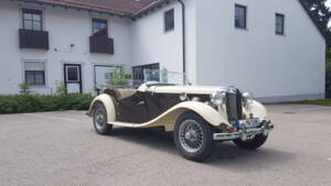 Image 16/52 of MG TD (1953)