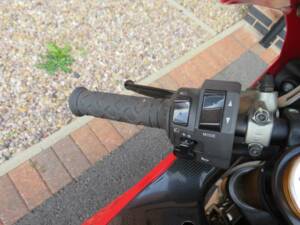 Bild 17/46 von Ducati 1098 R (2008)