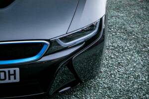 Bild 26/36 von BMW i8 Roadster (2019)