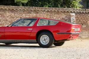 Image 28/50 of Maserati Indy 4700 (1971)