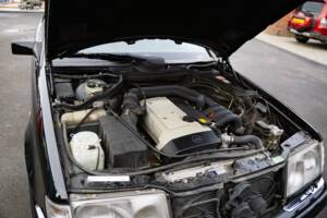 Bild 39/42 von Mercedes-Benz E 320 (1995)