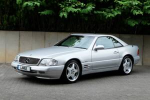 Image 1/13 de Mercedes-Benz SL 320 &quot;Final Edition&quot; (2001)