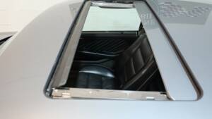 Image 16/34 of Mercedes-Benz 500 SEC (1991)