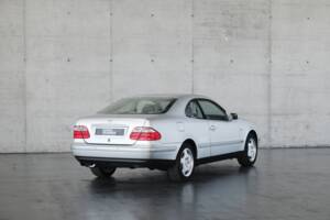 Bild 12/50 von Mercedes-Benz CLK 230 Kompressor (1999)
