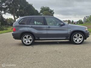 Bild 9/46 von BMW X5 3.0i (2003)