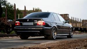 Image 8/8 of BMW M5 (2000)