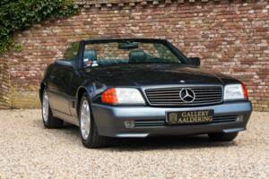 Image 29/50 of Mercedes-Benz 500 SL (1992)
