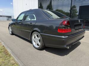 Image 6/22 of Mercedes-Benz C 36 AMG (1996)