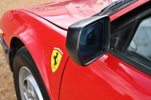 Image 31/50 of Ferrari Mondial 8 (1981)