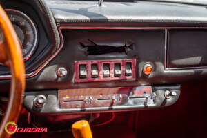 Image 26/28 of Maserati Mistral 3700 (1965)