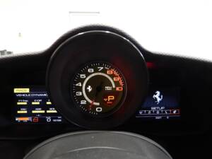 Image 7/15 de Ferrari 488 Pista (2019)