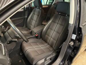 Bild 7/19 von Volkswagen Golf VI 1.2 TSI (2012)