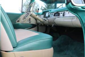 Image 41/50 of Buick 60 Century Riviera (1955)