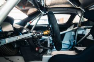 Image 13/30 of Aston Martin DBR9 GT1 (2006)