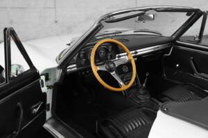 Image 22/50 of FIAT Dino Spider (1967)