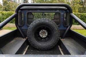 Image 20/43 of Land Rover Defender 90 (2010)