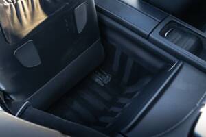 Image 29/33 de Mercedes-Benz SL 63 AMG (2012)