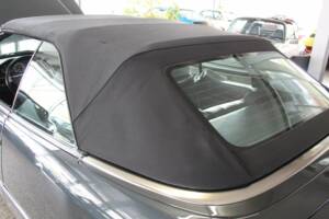Bild 9/20 von Mercedes-Benz 300 CE-24 (1996)