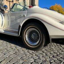 Bild 13/17 von Excalibur Roadster IV (1984)