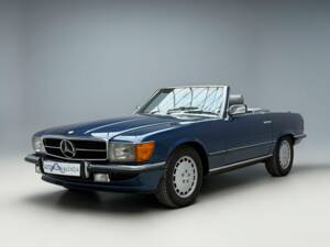 Image 7/23 of Mercedes-Benz 380 SL (1984)