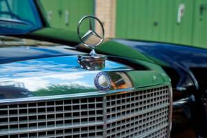 Imagen 23/199 de Mercedes-Benz 280 SE 3,5 (1971)