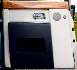 Image 27/50 de Rolls-Royce Phantom VII (2006)