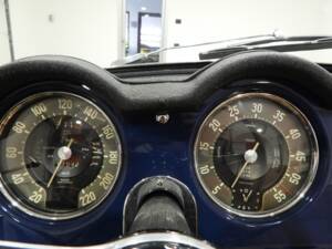 Image 6/15 of Lancia Aurelia B24 Convertible (1958)