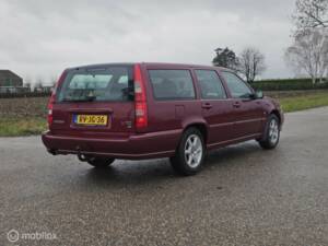 Bild 9/37 von Volvo V 70 2.5 (1997)
