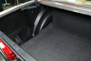 Bild 41/49 von Mercedes-Benz 250 lang (1985)