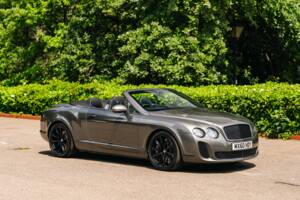Immagine 16/50 di Bentley Continental GTC (2010)