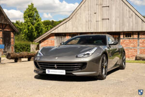 Image 54/61 de Ferrari GTC4Lusso (2017)