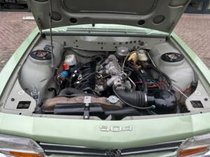 Image 74/80 of Peugeot 504 TI (1976)