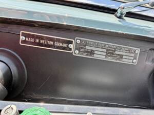 Image 16/19 de Mercedes-Benz 190 SL (1959)