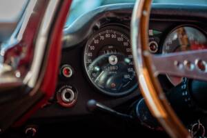 Bild 28/50 von Jaguar E-Type V12 (2+2) (1971)