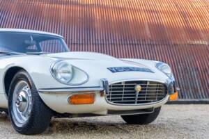 Bild 5/10 von Jaguar E-Type V12 (2+2) (1972)