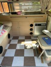 Bild 31/51 von Volkswagen T2a Kombi (1971)