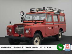 Image 1/46 of Land Rover 109 (1973)