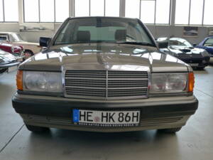 Image 34/34 de Mercedes-Benz 190 E 1.8 (1991)