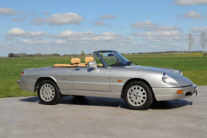 Image 42/50 of Alfa Romeo 2.0 Spider (1992)