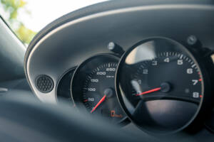 Image 34/51 of Porsche 911 GT2 (2001)