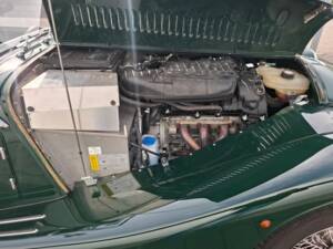 Image 18/21 of Morgan Roadster V6 (2015)