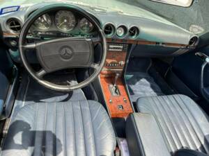 Afbeelding 21/44 van Mercedes-Benz 560 SL (1986)