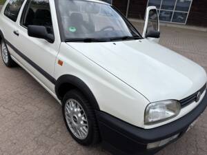 Immagine 12/26 di Volkswagen Golf III 1.8 (1993)